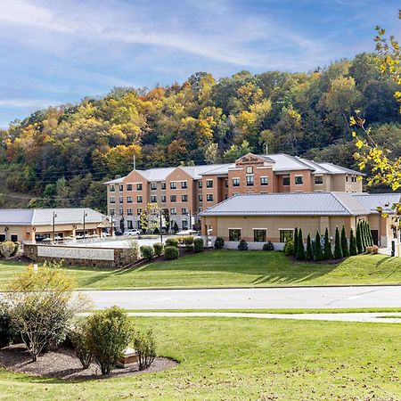 Best Western Plus Franciscan Square Inn&Suites Steubenville Exterior foto
