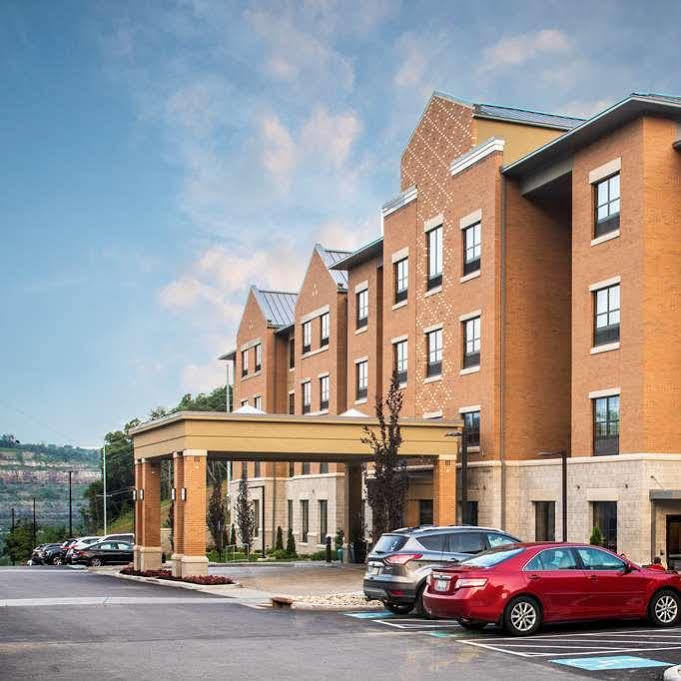 Best Western Plus Franciscan Square Inn&Suites Steubenville Exterior foto